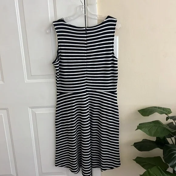 TALBOTS FIT & FLARE KNIT DRESS‎ - STRIPE Sz Lp - Picture 6 of 13